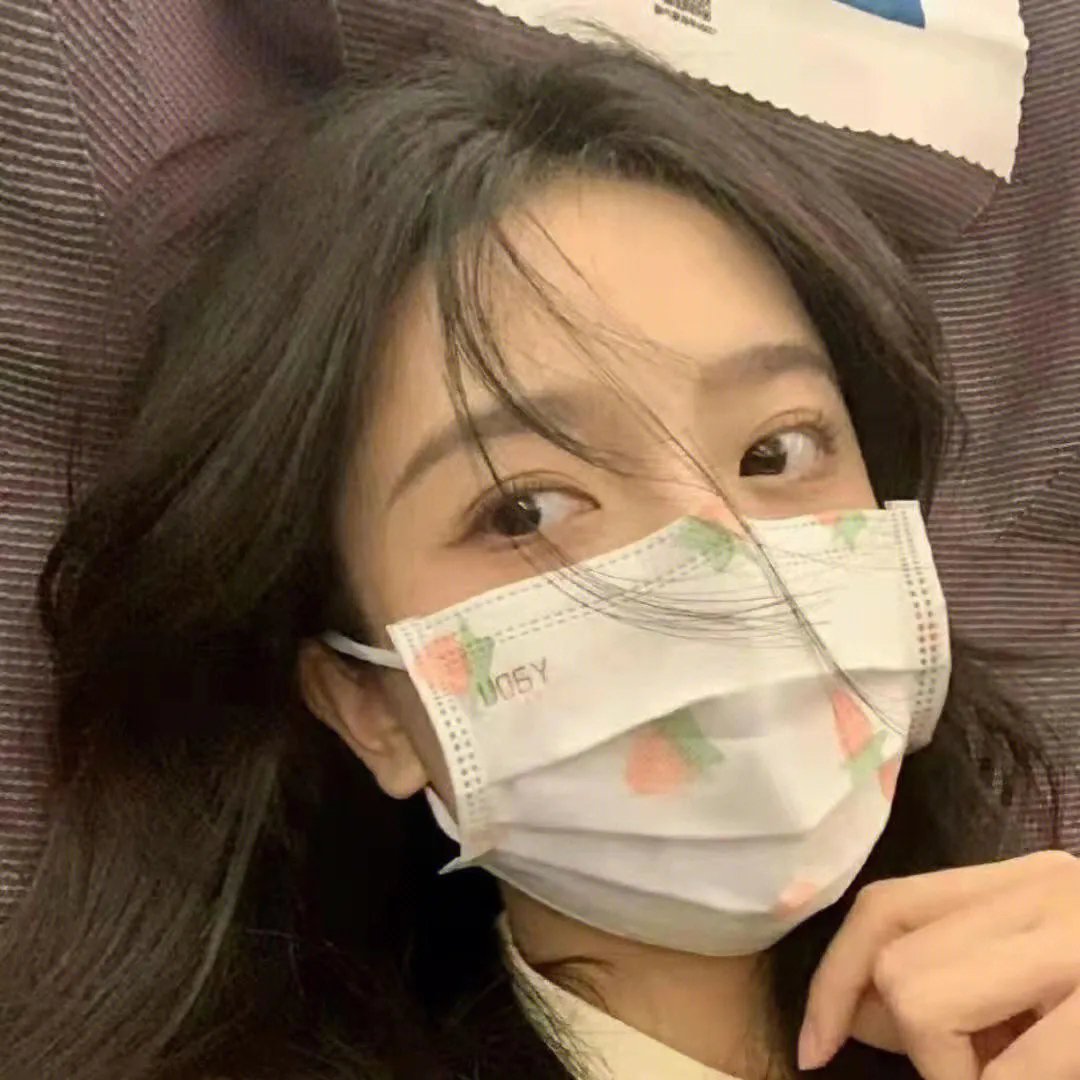 港区小霸王是恋爱脑